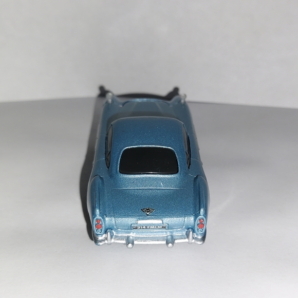 Disney Pixar Cars Mattel Finn McMissile Die-cast 1:55 Model - Picture 6 of 6